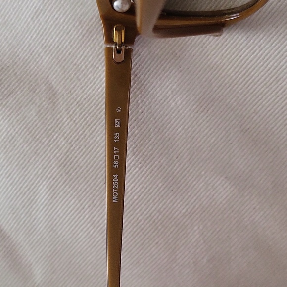 Moschino sunglasses - Picture 3 of 4